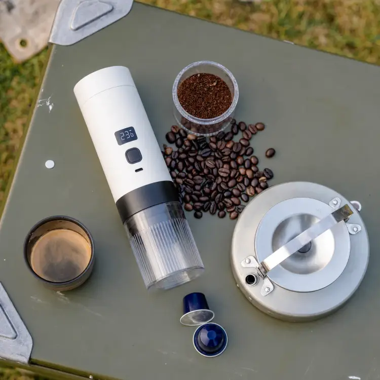 Montresso prijenosni espresso aparat za putovanja